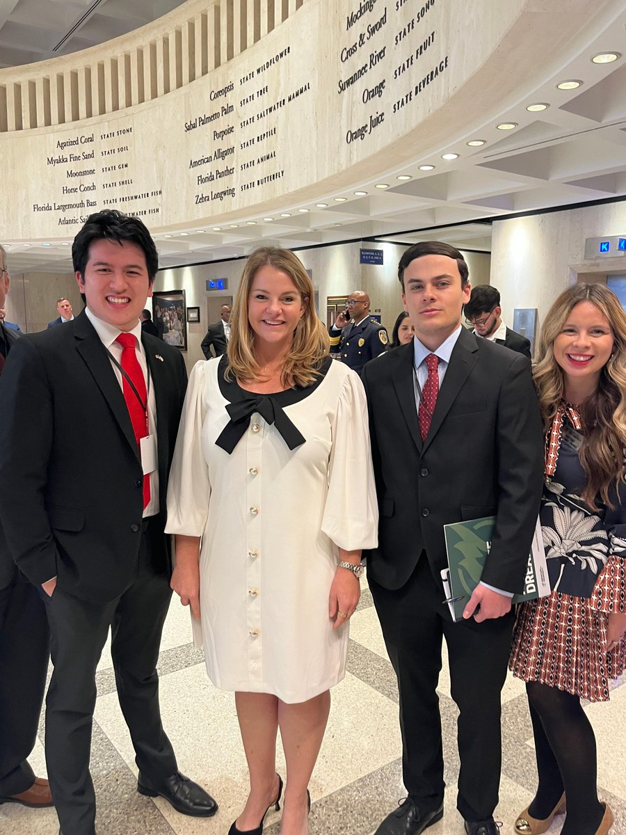 Honored to connect with <a href="/FionaForFlorida/">Fiona McFarland</a> and share a moment grounded in service 🇺🇸

A Naval Academy grad, Navy veteran, and proven leader, she embodies servant leadership and continues to serve with distinction in public office.