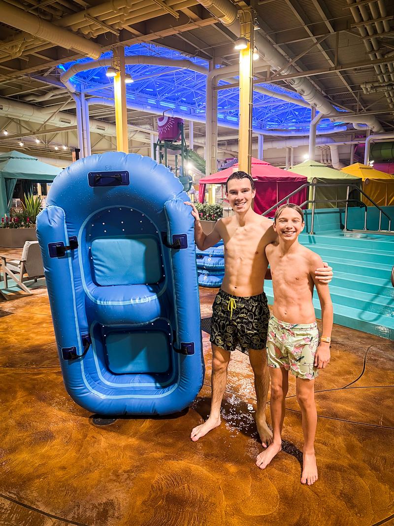 amaduhig's tweet photo. My friend, Renee, is a finalist in Okana Resort &amp; Indoor Waterpark’s Story Contest. Help me rally votes: https://t.co/kR0fPdOacY https://t.co/rPjHyhyFX7