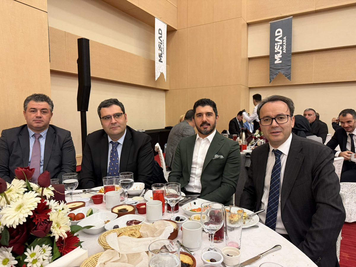 MÜSİAD Ankara iftar programına katılım sağladık.
Ramazan’ın bereketini iş dünyamızın kıymetli temsilcileriyle paylaşmanın memnuniyetini yaşadık.

Nazik davetleri için teşekkür ederim.