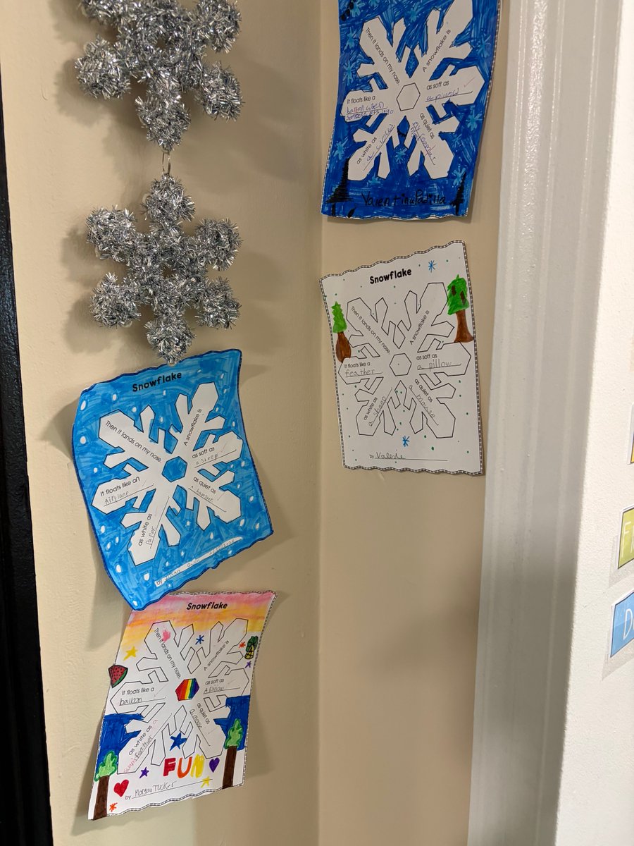 ics_stults's tweet photo. “Snowflake Similes” in 4th grade connect with the weather!! ☃️❄️🌨️ ⁦@icschool_online⁩ https://t.co/UE0cZS608l
