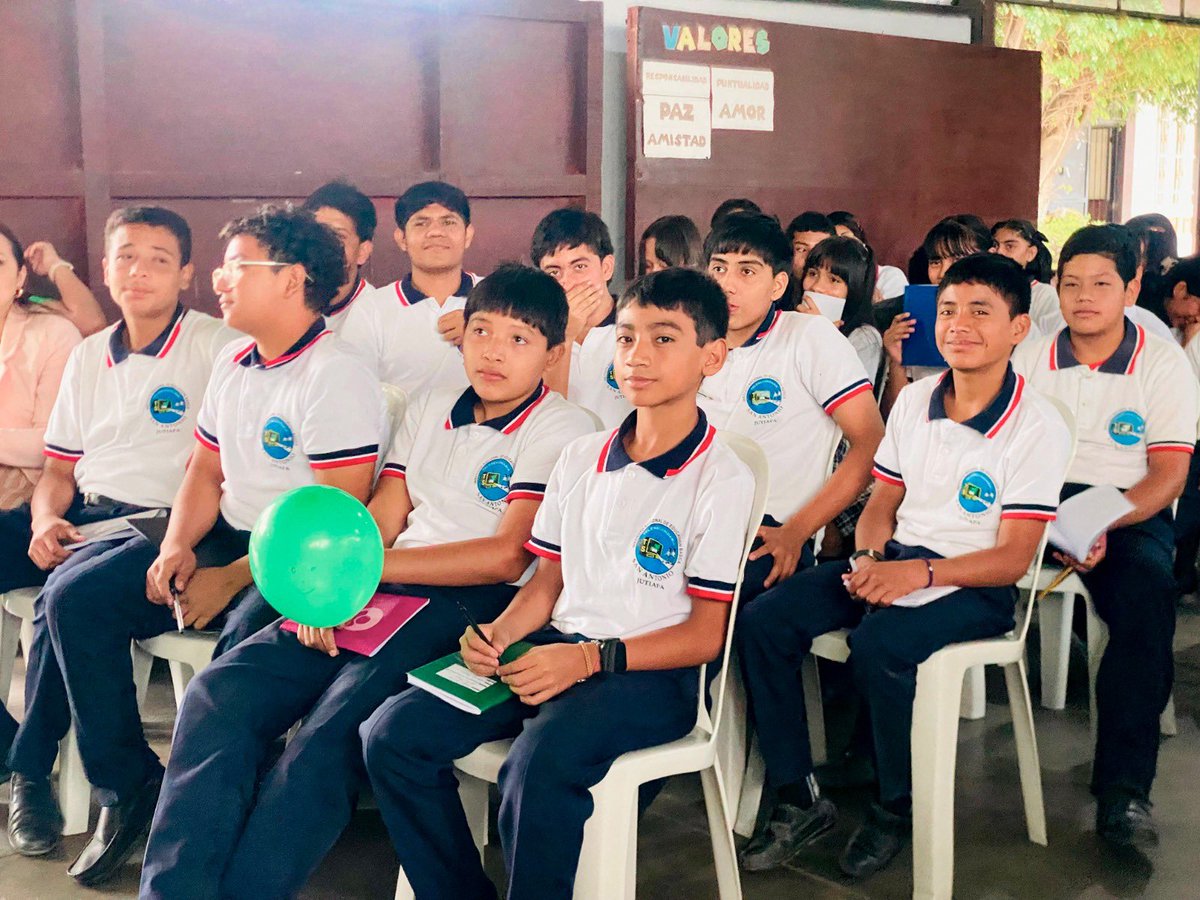 ConjuveGuate's tweet image. Jóvenes del Instituto Telesecundaria Cantón #SanAntonio, #Jutiapa, participaron en una charla sobre prevención de embarazos en adolescentes, salud mental y prevención del VIH, coordinada por la Mesa Interinstitucional #PLANEA, de la cual #CONJUVE forma parte. 🚫🤰🧠🩸