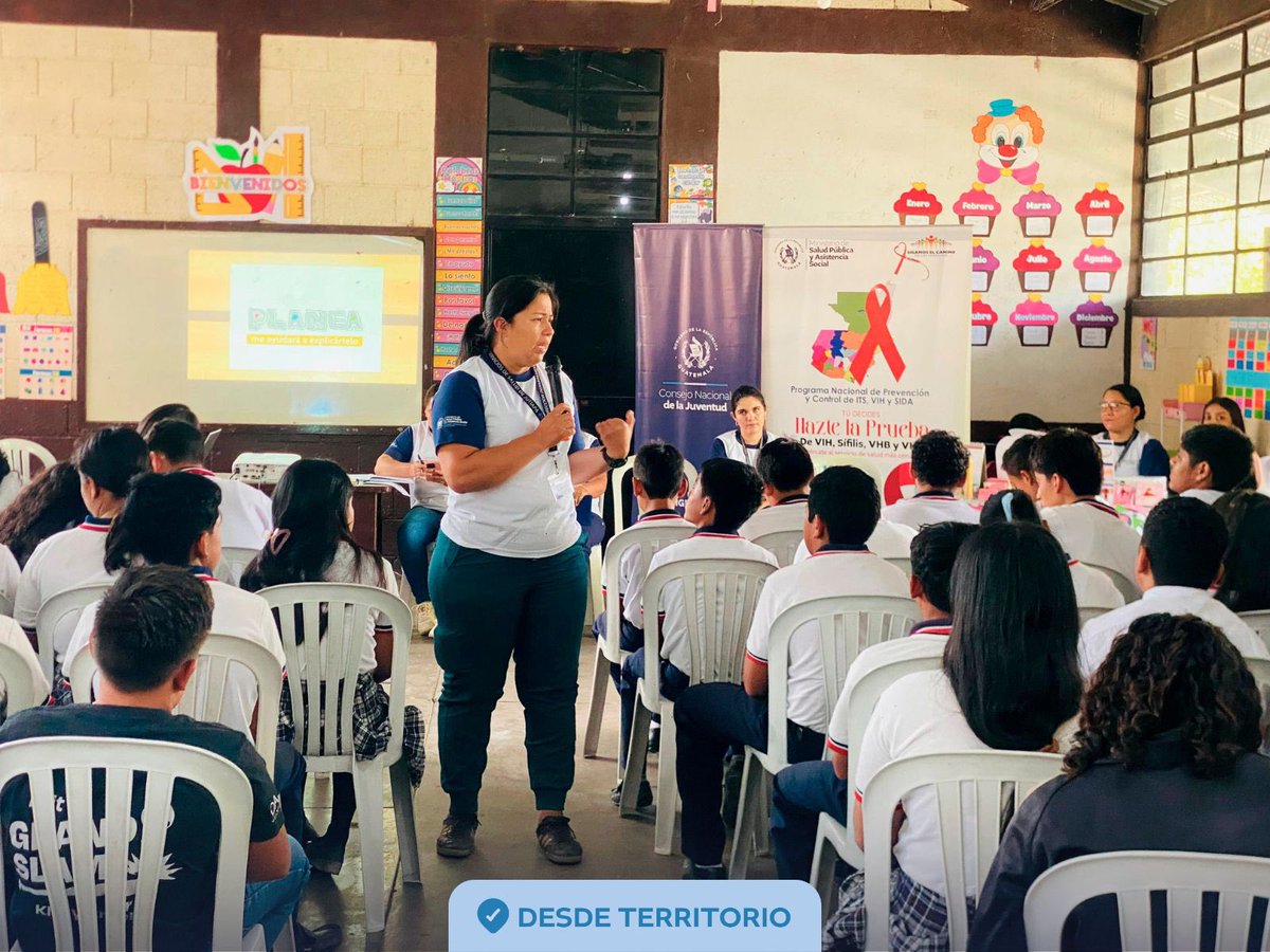 ConjuveGuate's tweet image. Jóvenes del Instituto Telesecundaria Cantón #SanAntonio, #Jutiapa, participaron en una charla sobre prevención de embarazos en adolescentes, salud mental y prevención del VIH, coordinada por la Mesa Interinstitucional #PLANEA, de la cual #CONJUVE forma parte. 🚫🤰🧠🩸