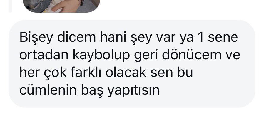 benrumeeysa's tweet photo. Hiç pişman değilim yine olsun yine yaparım düşüncemi tetikleyen cümleler bunlar :)))) https://t.co/HqloHvNMag