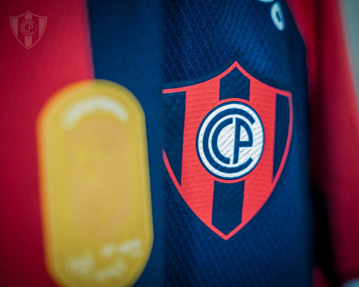 CCP1912oficial's tweet photo. ¡Señores soy del Ciclón de Barrio Obrero! 🛡️💙❤️ https://t.co/4rG04j03GH