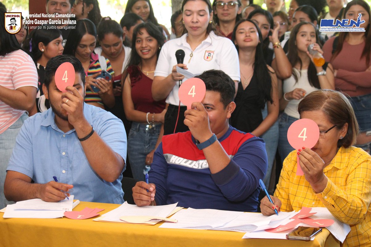 UNCPGGL_OFICIAL's tweet photo. El Área de Ciencias Económicas y Administrativas realizó con éxito la Liga del Saber: Identidad, Cultura, Tradiciones y Costumbres de Nuestros Pueblos. 
La iniciativa se vincula con el Eje 2: Educación en Valores.

#2026SiempreMasAlla
#somosuncpggl #SomosUNEN https://t.co/HbM9YZh7yz