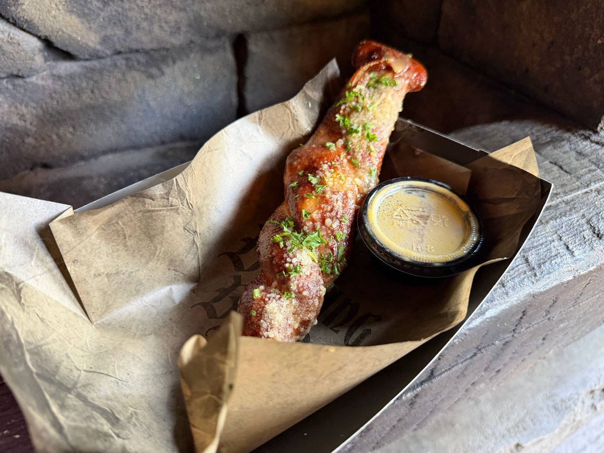 Inside Universal tweet media