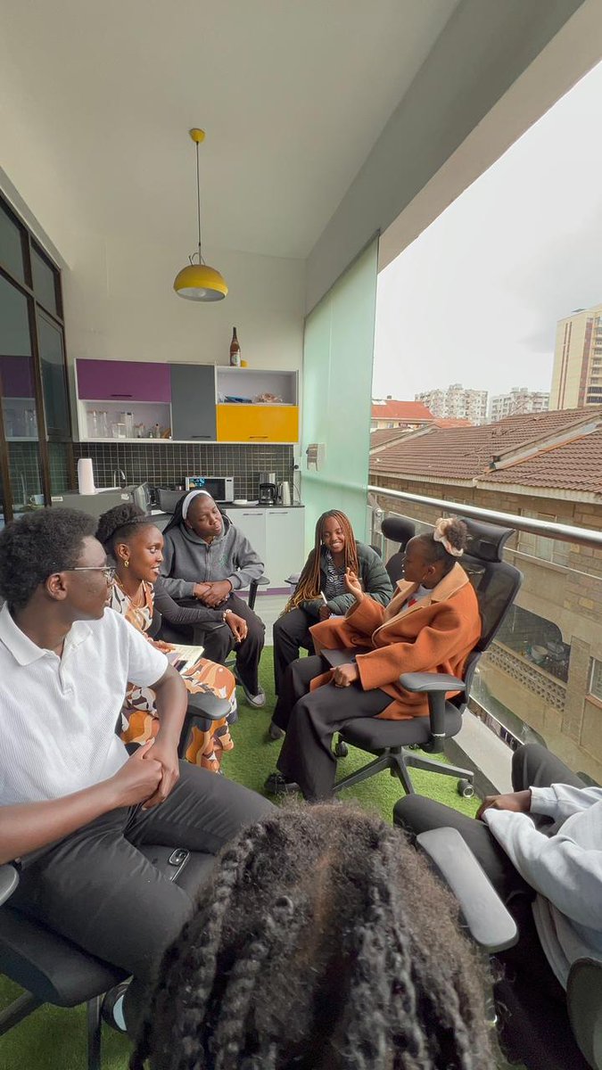 ndanukl's tweet photo. Had an interesting Blog Writing Masterclass with @nellycyberpro today at @Web3Clubs! 

Just published my first blog about it on Hashnode and would love to hear your thoughts 💻✨

https://t.co/bvaGrlUCOI

#BuildInPublic https://t.co/5W0GNDcoAW