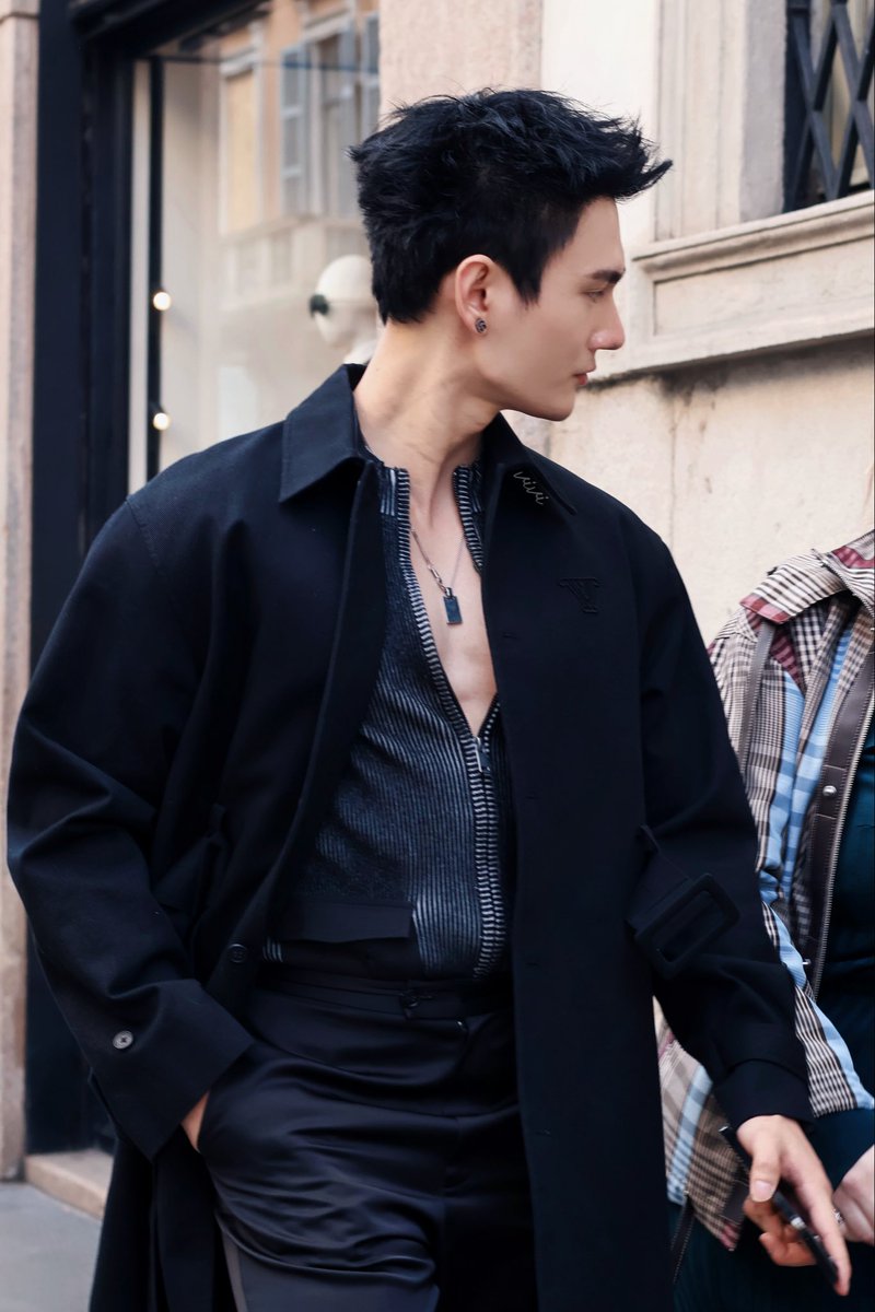 uerhci's tweet photo. OMFG 🧎🏽‍♀️🧎🏽‍♀️🧎🏽‍♀️🧎🏽‍♀️🧎🏽‍♀️🧎🏽‍♀️🧎🏽‍♀️🧎🏽‍♀️

PAVEL HEADING TO MFW2026

#pavelphoom
#MFW2026xPavel 
#MilanFashionWeek 
#MFW #MFW2026 https://t.co/FfW9cV1Okp
