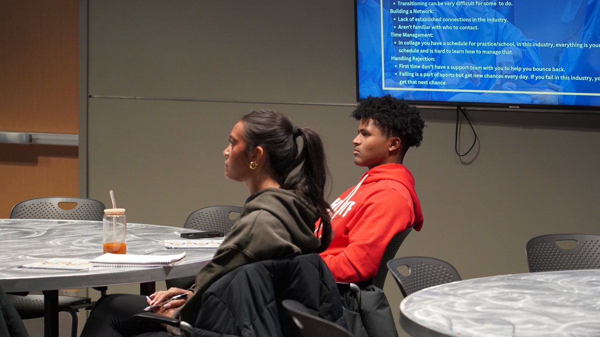 The Eugene D. Smith Leadership Institute tweet media