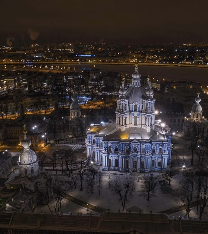 Доброй ночи, Петербург!