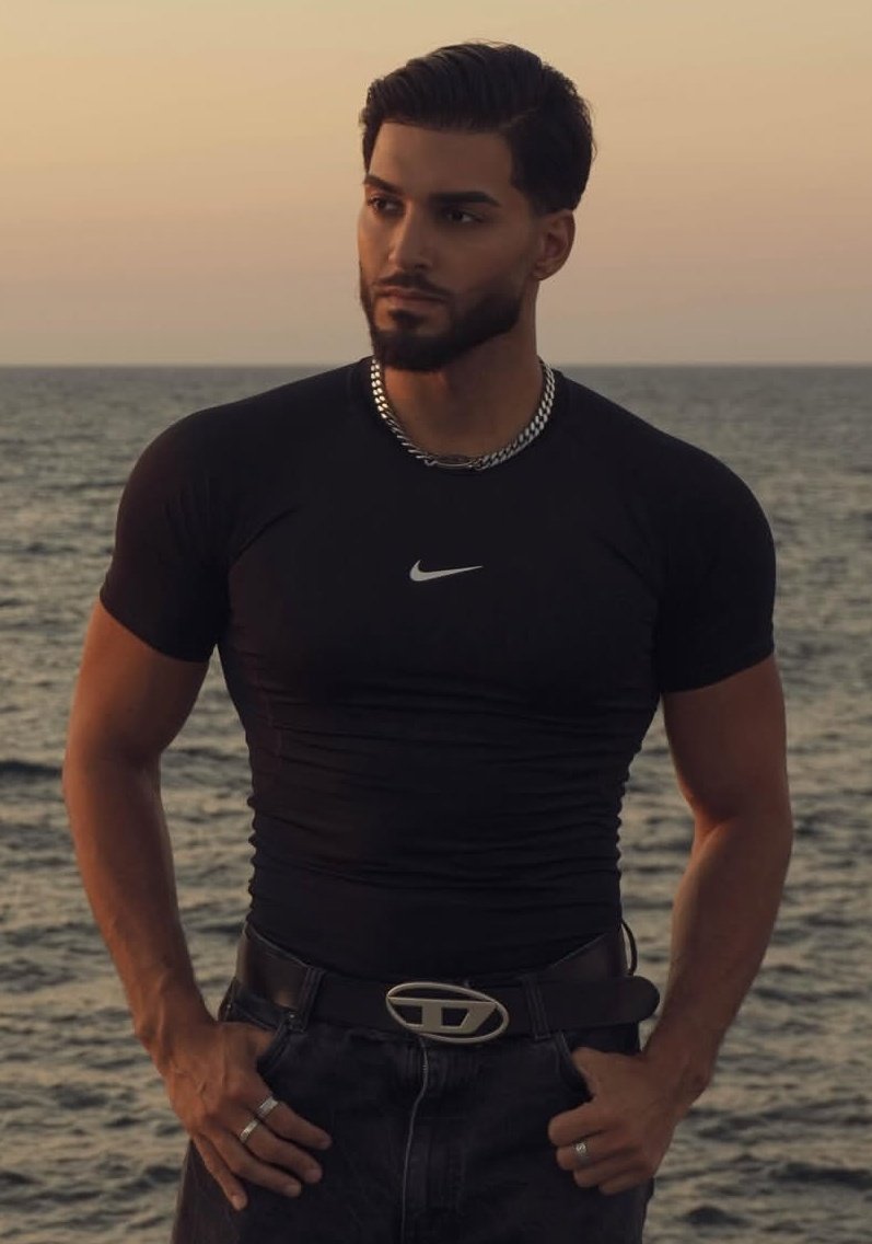 notStifler's tweet photo. Bensebaini heute #ATABVB https://t.co/rTNNTGlyY5