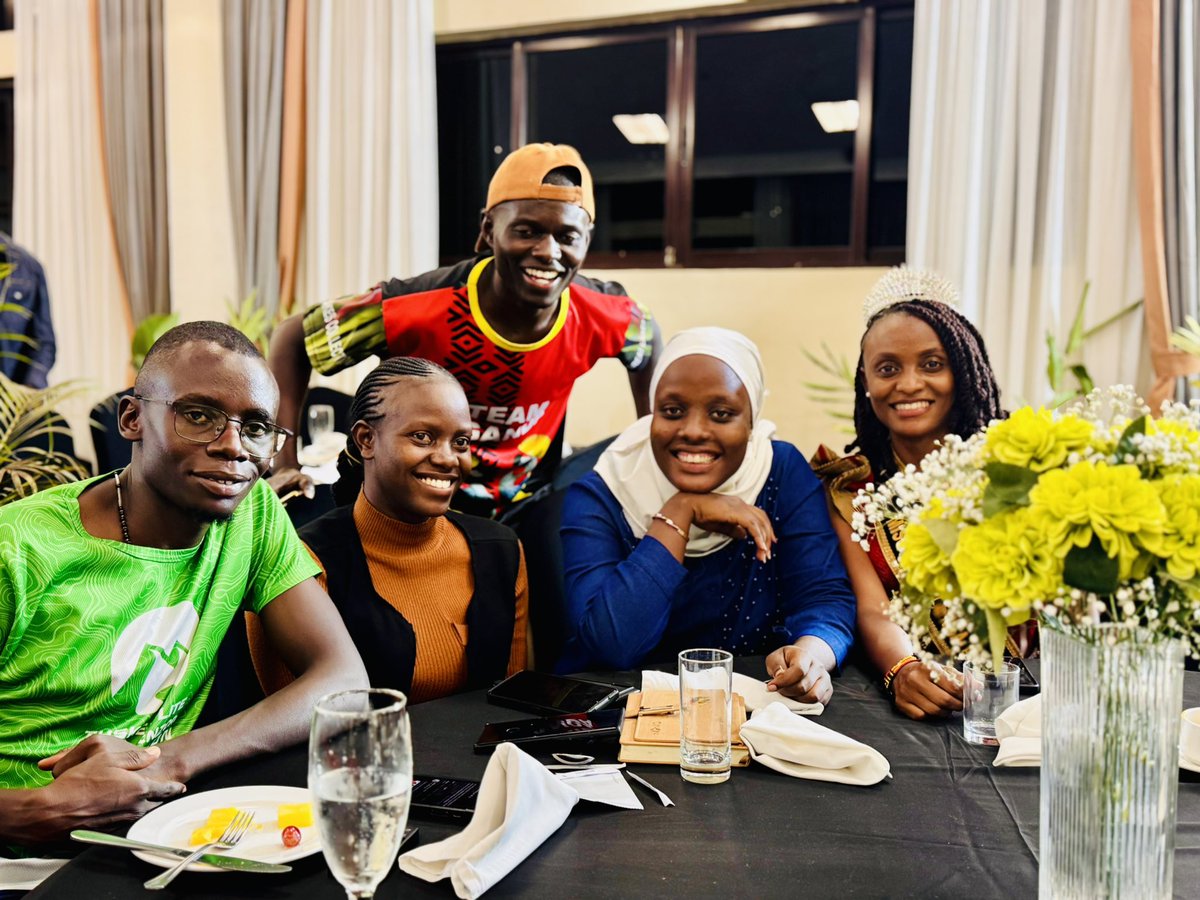 ᴛʀᴀᴠᴇʟ ꜱᴘᴇᴄɪᴀʟɪꜱᴛ 🇺🇬 tweet media