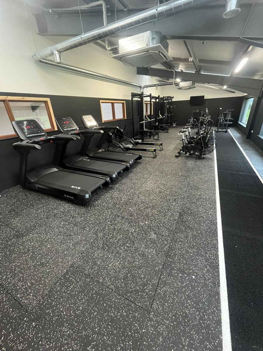 BallysaggartGAA's tweet photo. Last two days have been really busy and exciting at Ballysaggart GAA. Delighted to see our GYM has been completed Monday and Tuesday. Huge thanks to the Sports Capital Funding and a massive thanks to @Apollofitness17 for a very professional fitout of the club gym. https://t.co/sPxGyoXQDq