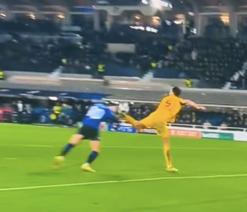 ¹¹ 𝖫𝗎𝗄𝖺𝗌 tweet media