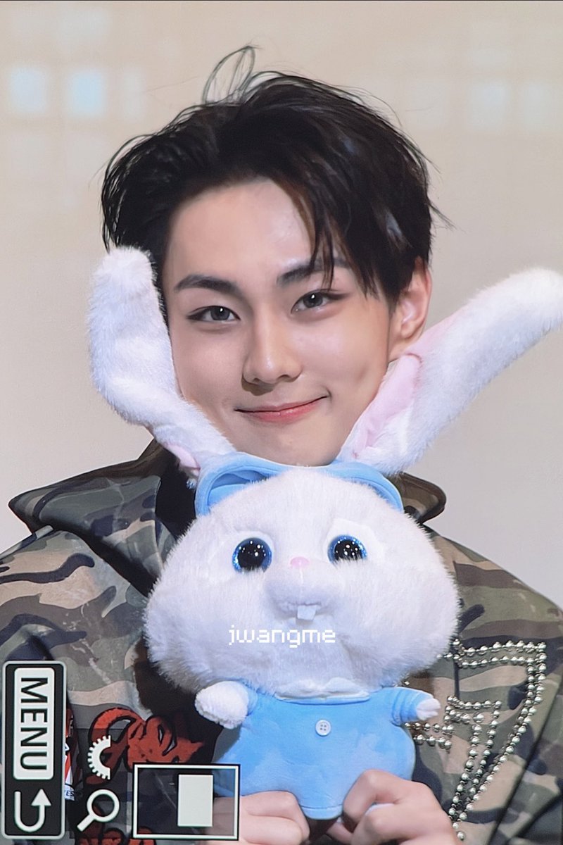 Sya pa.din wala pa akong current