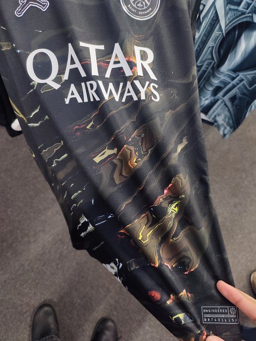 Eℓєη PSG tweet media