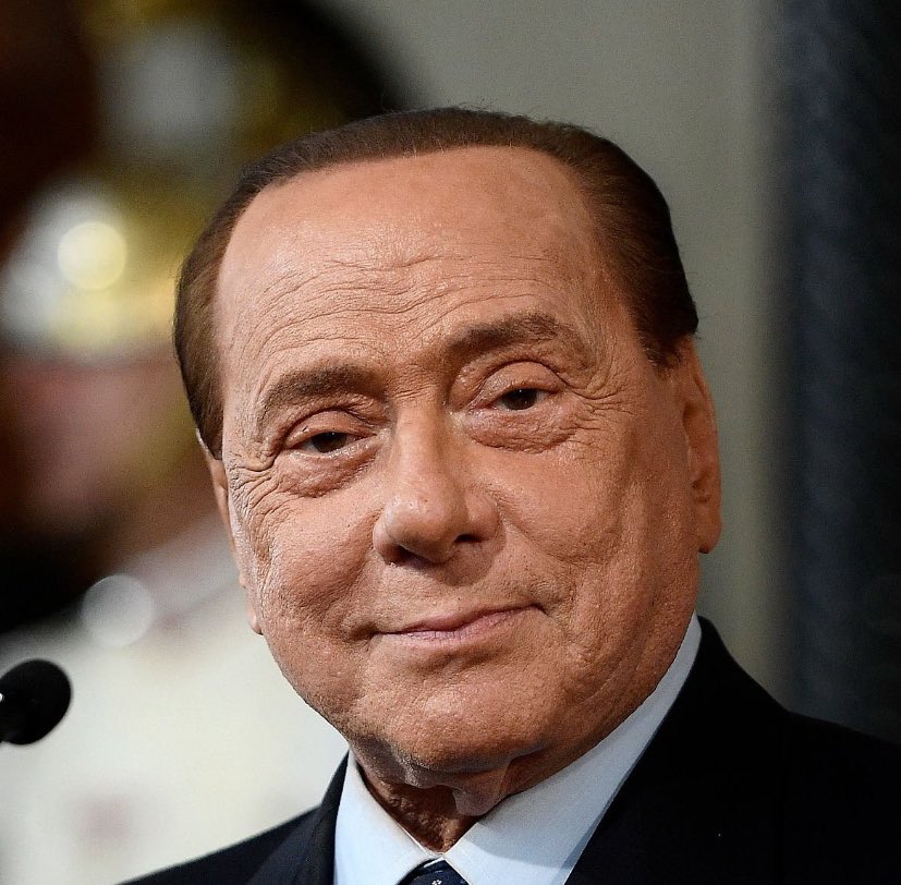 D4nn1el999's tweet photo. Scoperto pure Raffaele Palladino
Cosa cazzo eri Silvio ❤️ https://t.co/k8NqWGRtf9