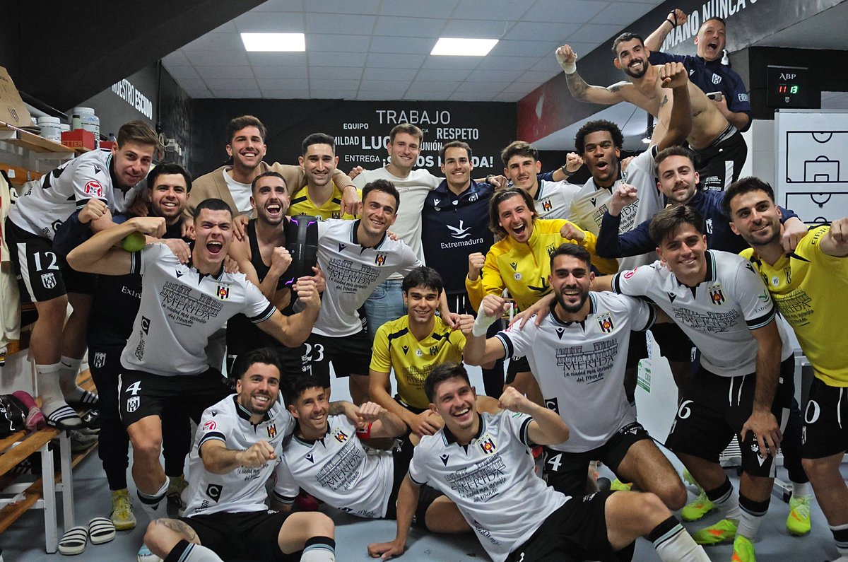 LOS BOINAS tweet media