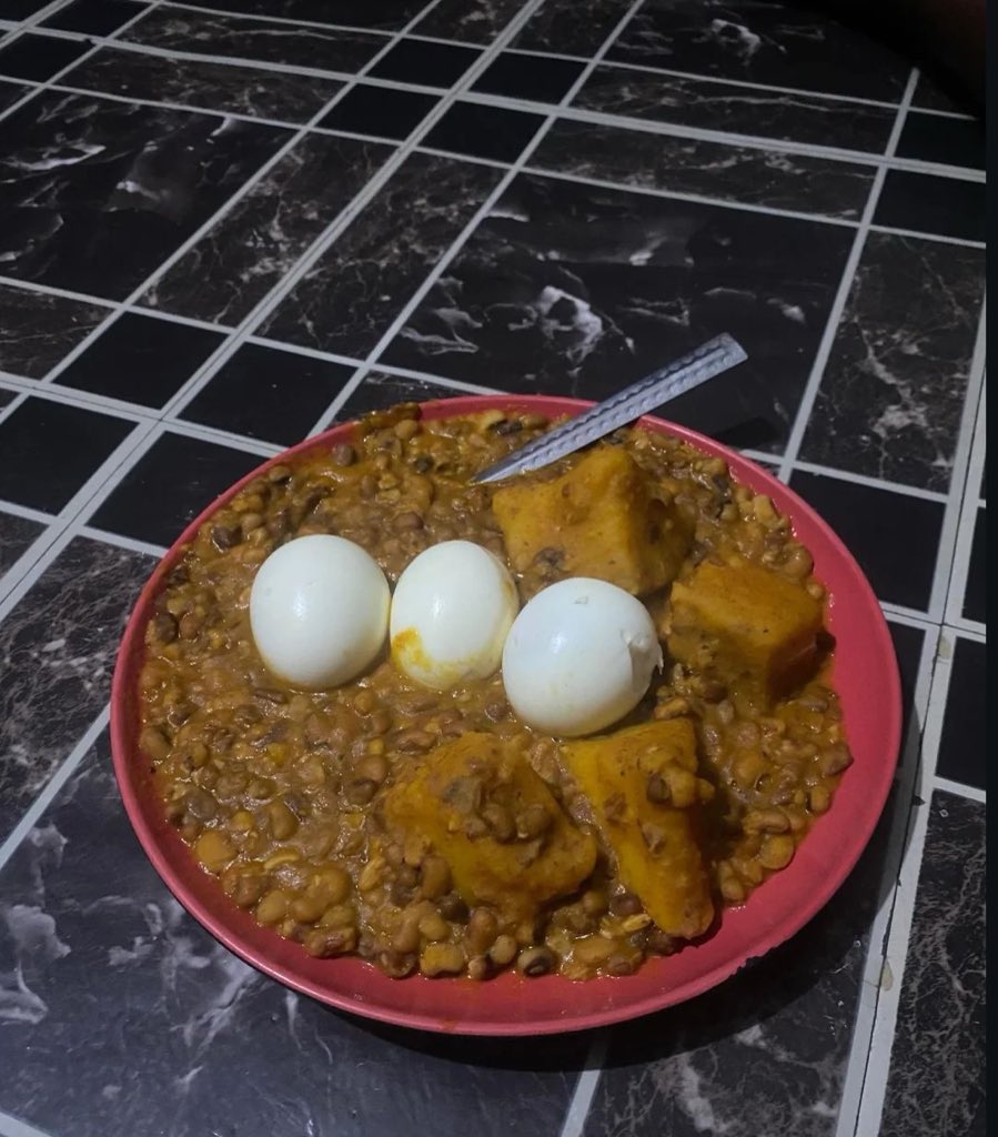 Biggie😎 tweet media