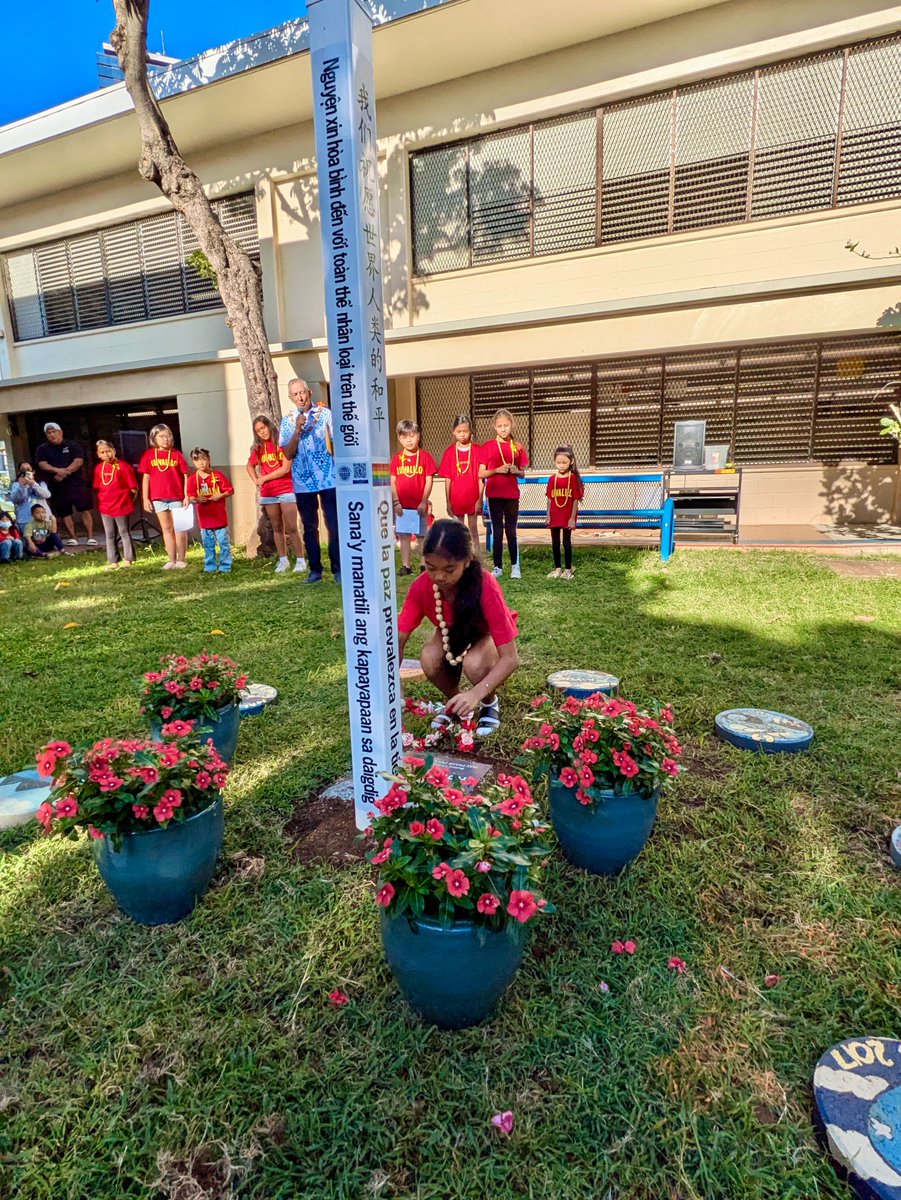 Lunalilo Elementary tweet media