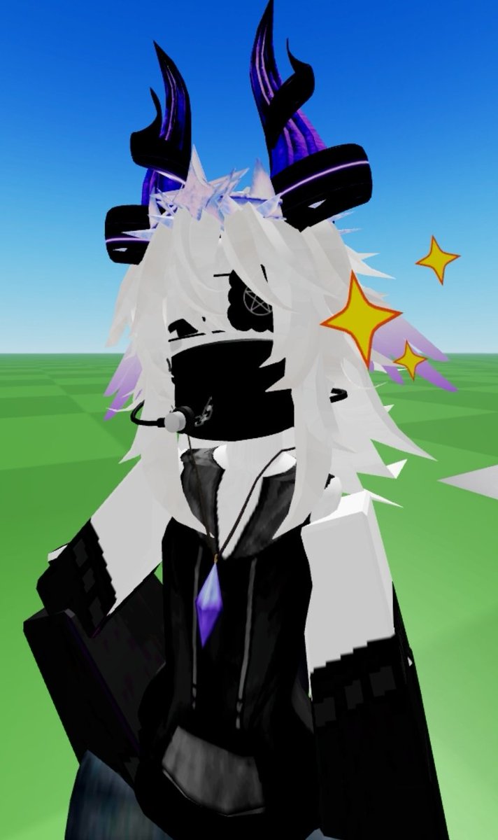 0Witchinghourz0's tweet photo. Hello!! Thought I'd show my idol outfit! 

Still working on maybe improving the fit, but it's not too bad so far! (^o^)/ https://t.co/Q6DBJVtIU2