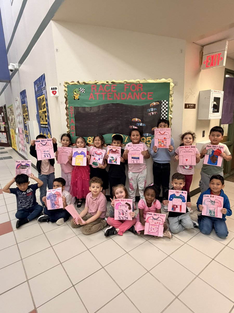 AEScounselor's tweet photo. Happy Pink Shirt Day! Together we unite as up standers against bullying! 💓#noplace4hate @SpringISD @khristinashogan @AndersonGators https://t.co/EwmsUUqre4