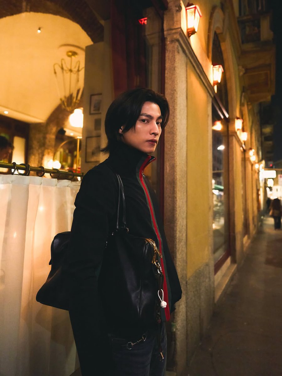 ガルグッチの破壊力に…🫠

GULF GO MILAN FOR GUCCI
#GULFxGucciMFW26
#GucciPrimavera 
#GuccixGulf 
​<a href="/gulfkanawut/">gulfkanawut</a>
IG:gulfkanawut