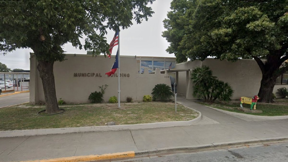 Radio_Zocalo's tweet image. Destituye Concejo Municipal de Del Río a la abogada y a la gerente de la ciudad
radiozocalo.com.mx/689741/
#DelRío #Concejo #Destitución #Abogada #Gerente #Reemplazo