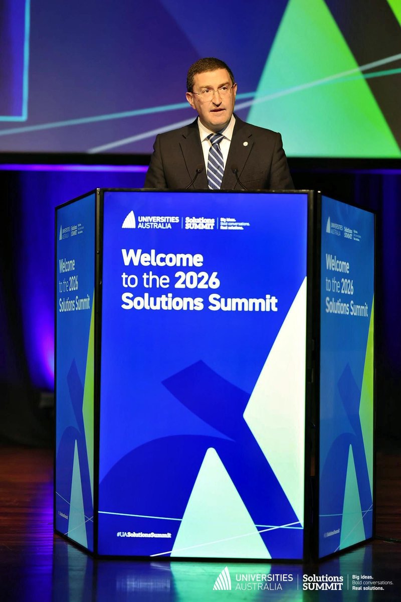 Universities Australia tweet media