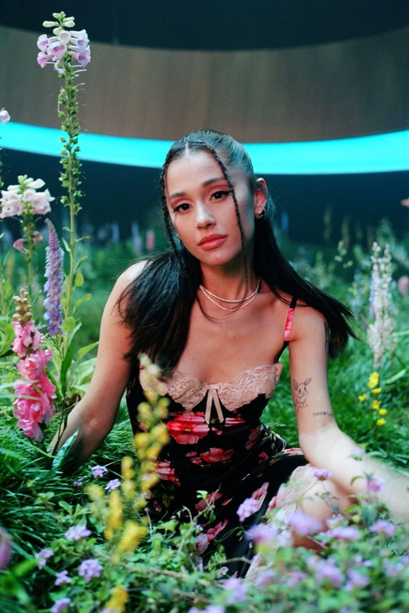 straight out of a fairytale 🧚🏻‍♀️