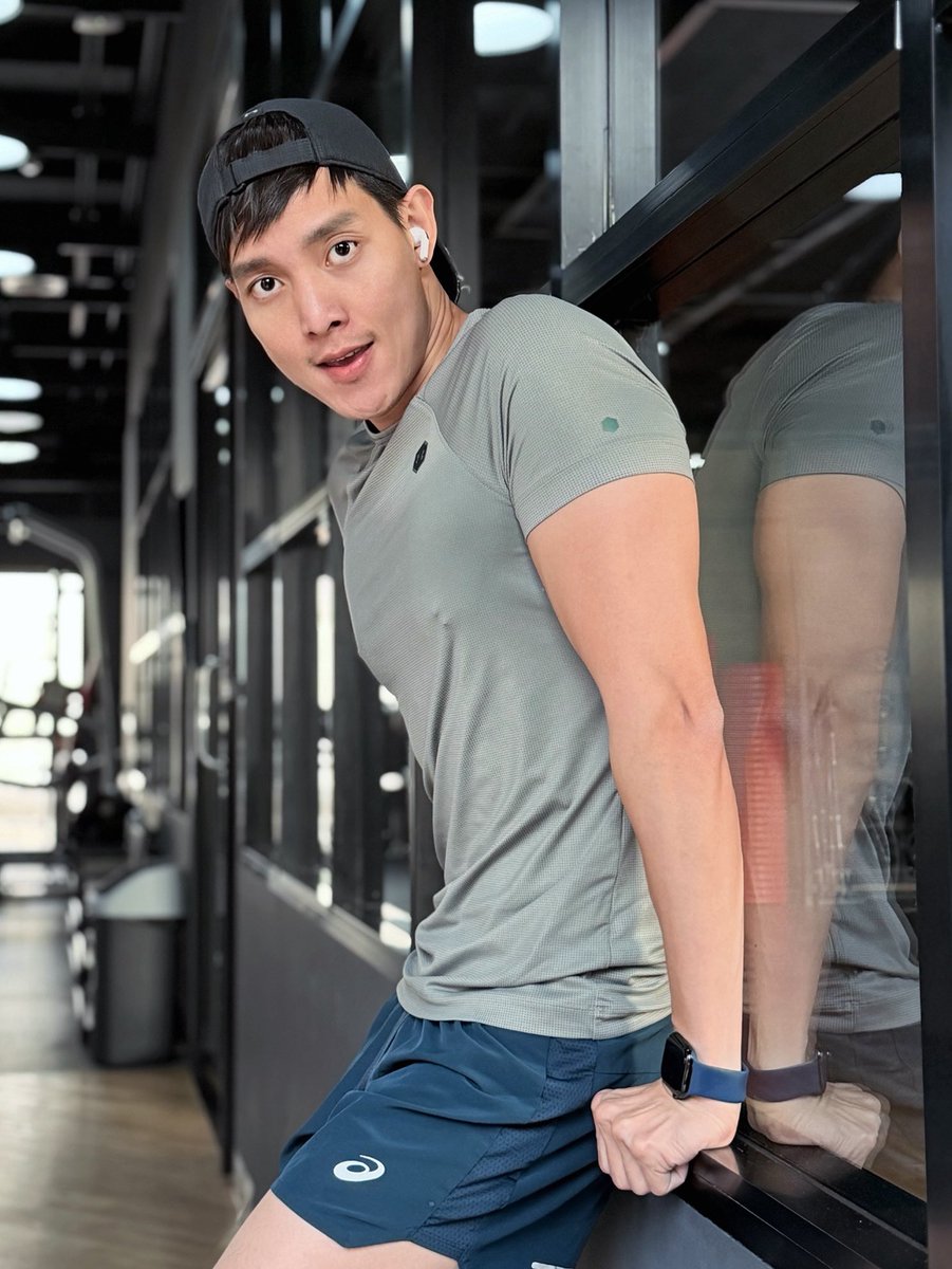 😉 ยังคงง่วงและงัวเงียเหมือนเดิม 555 ช่วงนี้ปั่นงานจนดึกดื่น เช้ามาลุยยิมกันต่อ ร่างจะแหลกแล้วววว 

#สุขภาพดีเริ่มต้นจากการกิน #ชีวิตดีๆที่เลือกเองได้ #ฟิตกับบัส