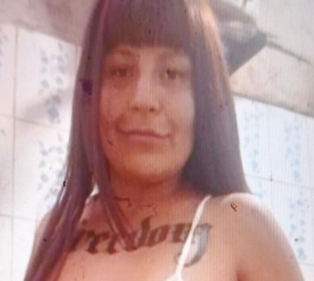 Victoria Sofía Calisaya tiene 28 años, desapareció el 23/2/26 en el barrio San Martín. San Salvador de Jujuy. Es delgada, altura 1,64. Vestía remera blanca, pantalón jogging gris y zapatillas grises. Se hizo la denuncia. Por favor avisar #Urgente al☎️388-6828607 o al 911

#jujuy