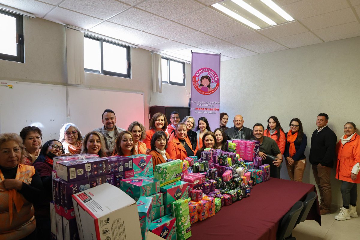 PlaneacionSEPH's tweet photo. En el #DíaNaranja, la Subsecretaría de Planeación y Evaluación se sumó, por segundo año, a la campaña “Menstruación Digna”, iniciativa que promueve la salud y el bienestar de niñas y adolescentes. + https://t.co/ybffbiUCDk