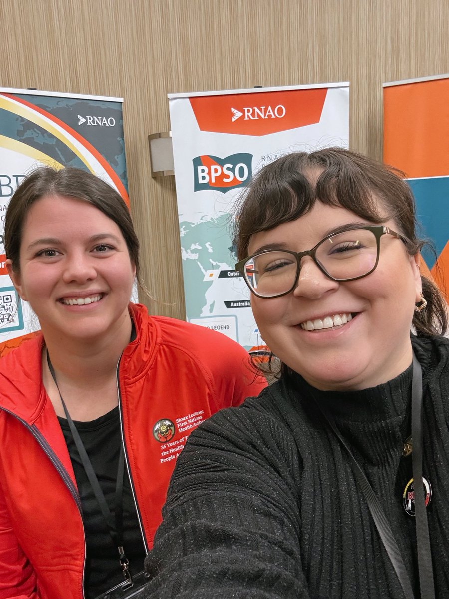 KHansonRNAO's tweet photo. Today was a fantastic day of networking &amp; learning at the Northern Ontario Home and Community Care Network Conference ☺️🙌🏻 I also caught up with an Indigenous-focused BPSO co-lead from @slfnha 🥰🪶🧡  @GraceSuvaRN @RNAO @DorisGrinspun https://t.co/3EXqggzgS6