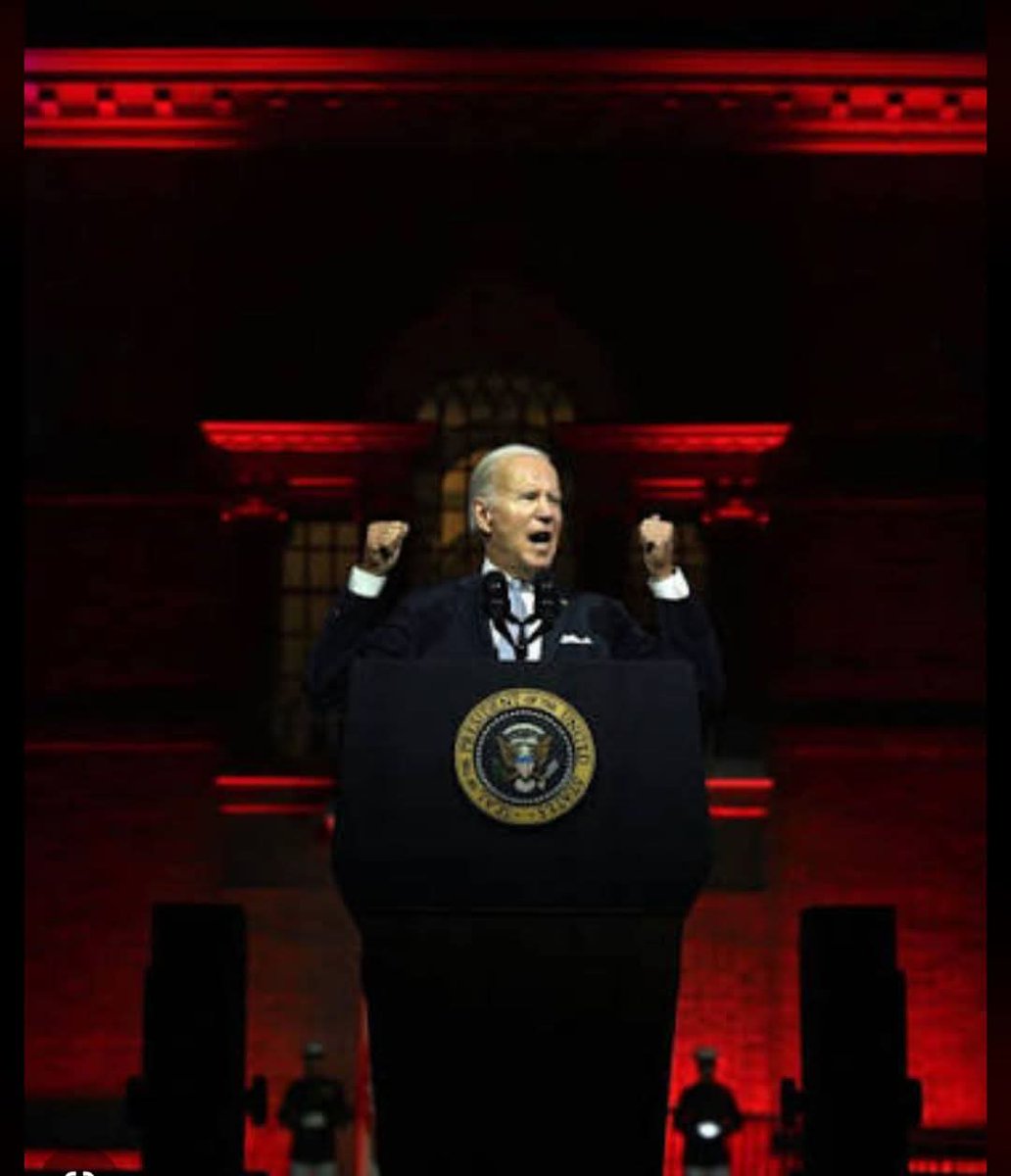 CopywriterAaron's tweet photo. @MaryLTrump You spelled Biden's fascism wrong https://t.co/NwU4bymQ6x
