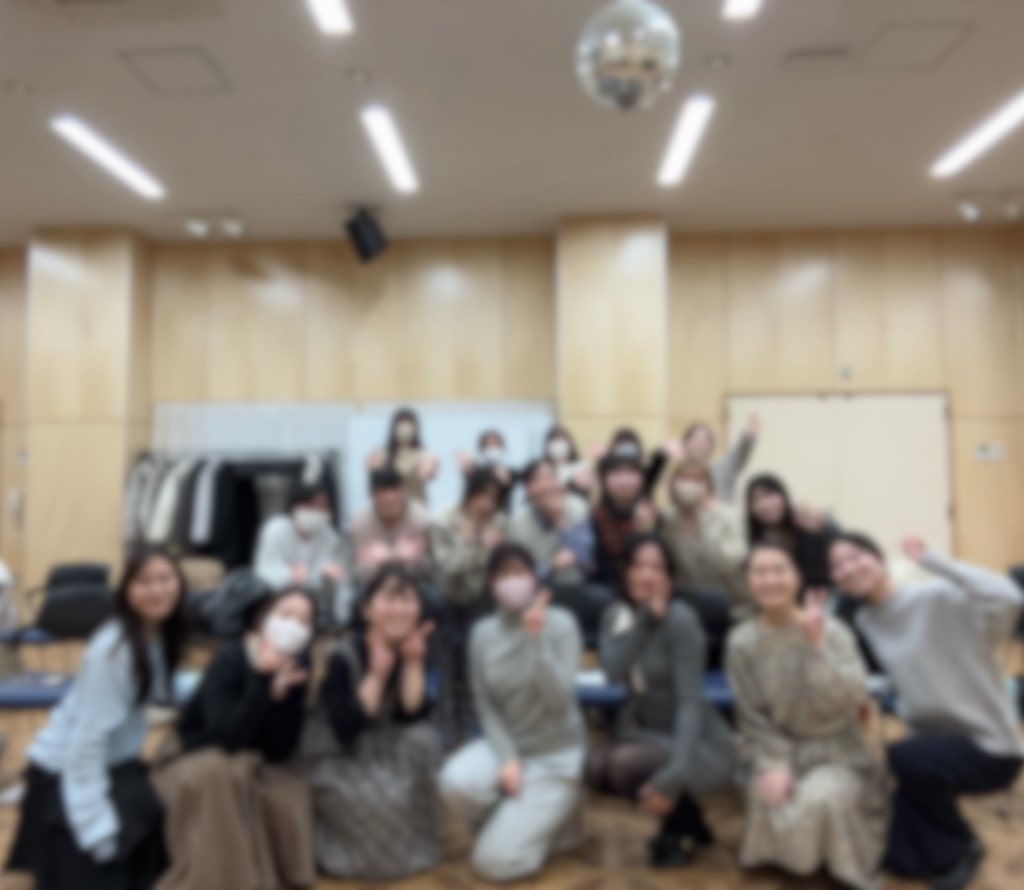 gwc_chorus's tweet photo. ごきげんよう🌸
3/1(日)に行われる第53回卒業演奏会に向けて日々練習に励んでおります！
4年生にとってはもちろん、女子大女声合唱団としても最後の演奏会となります。これまで支えてくださった全ての方々への感謝の気持ちを込めて演奏いたします✨️ https://t.co/NYtrJ0mThL