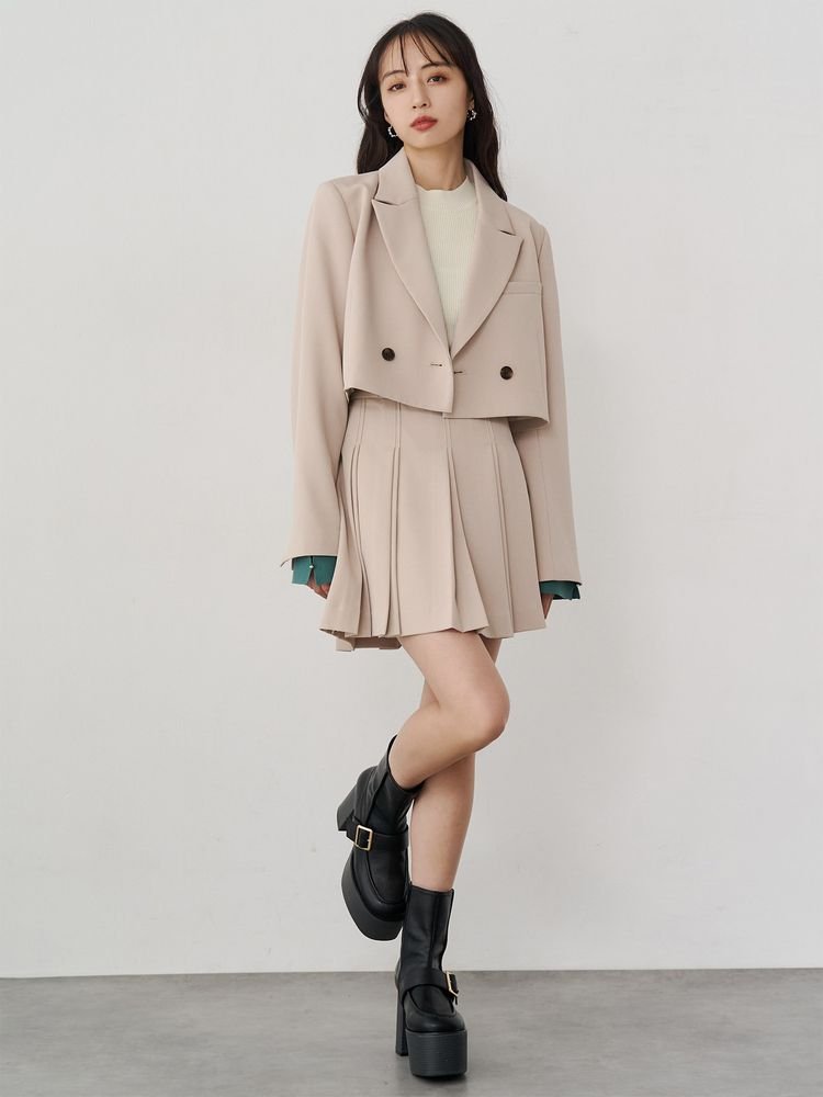 お好きな組み合わせで着れるジャケットセットアップ💞 ショート丈が