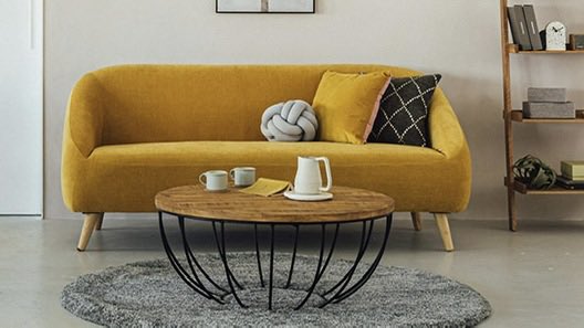 空間の主役になる、NOCEの円形コーヒーテーブル 直径90cmの存在感ある