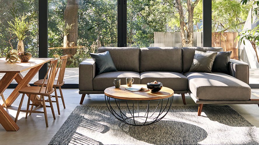 空間の主役になる、NOCEの円形コーヒーテーブル 直径90cmの存在感ある