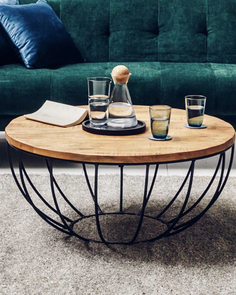 空間の主役になる、NOCEの円形コーヒーテーブル 直径90cmの存在感ある