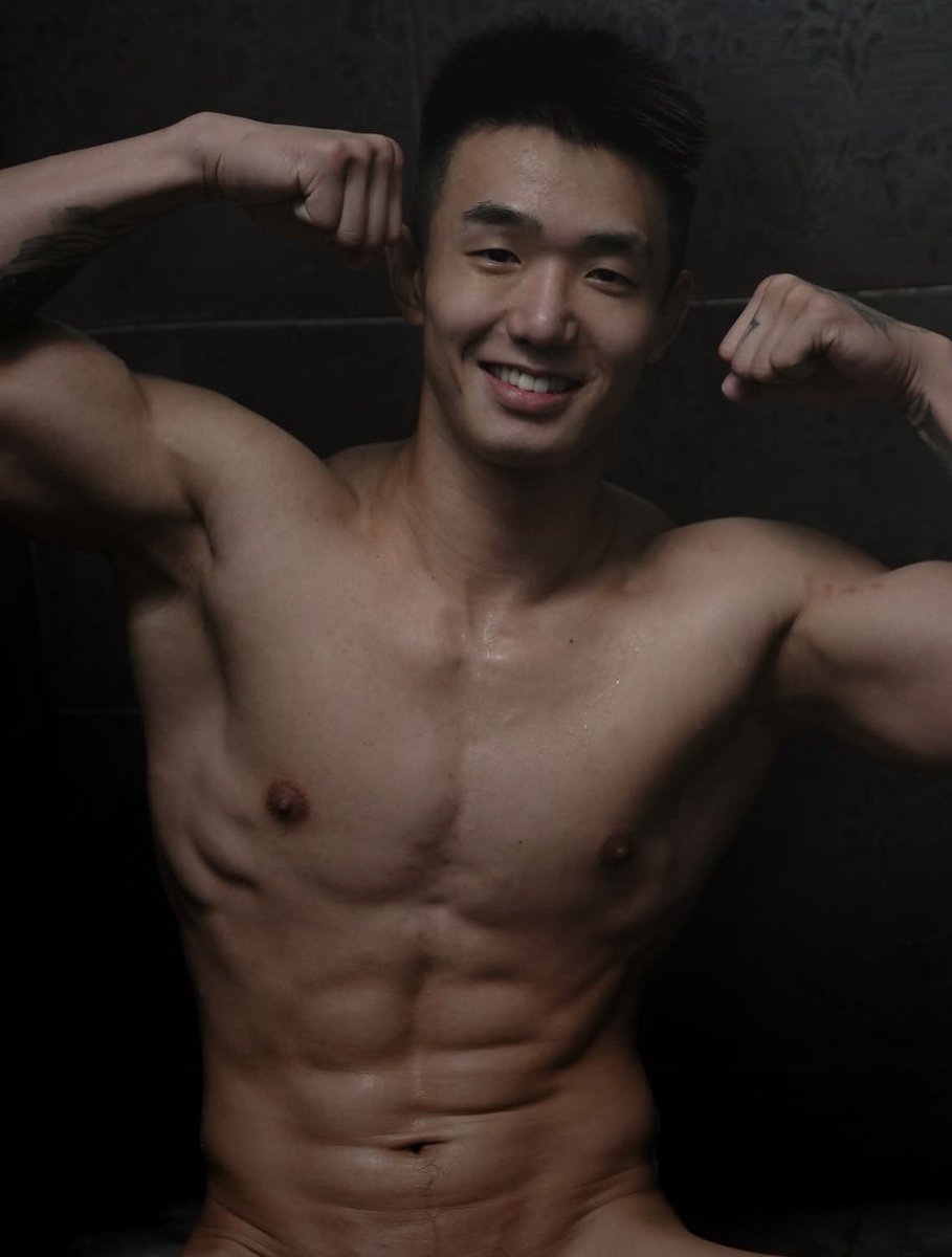 dailyhotdudes's tweet photo. Andy 
💪 https://t.co/ew4QOHE7q5