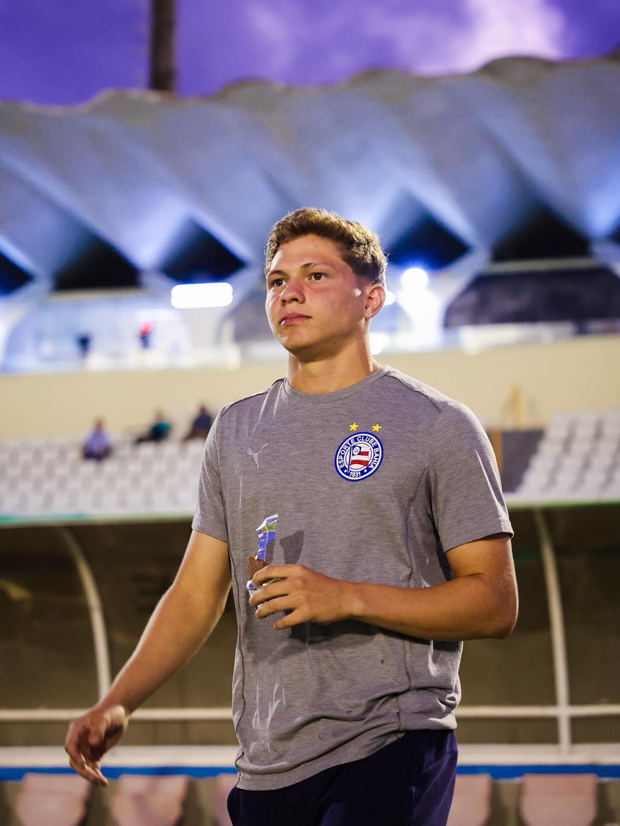 Vou de Bahêa tweet media