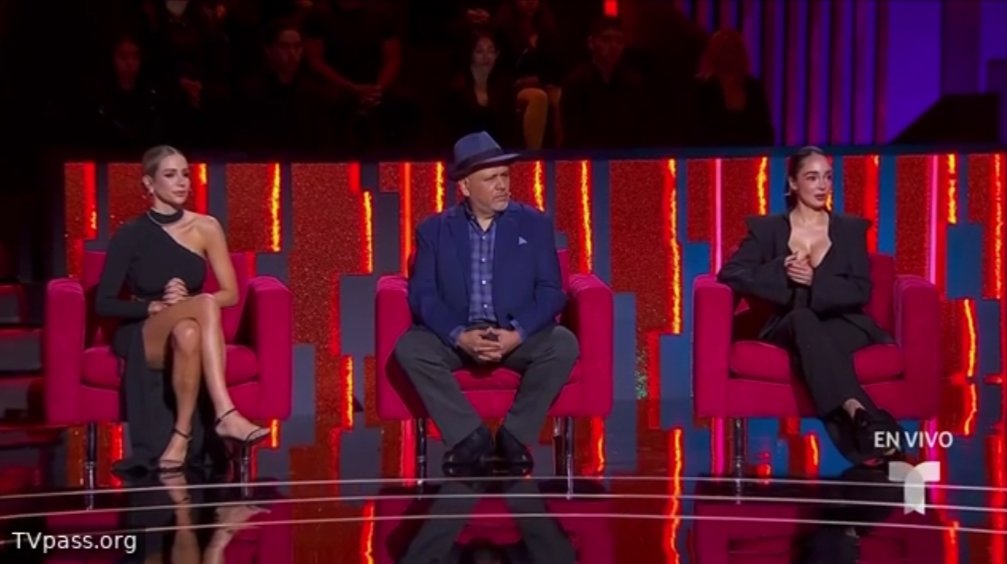 Mi Panelista favorita 😍 

Me encanta verte 😍 

#LCDLF6 #CrisPorta25F #TeamPorta 🤍