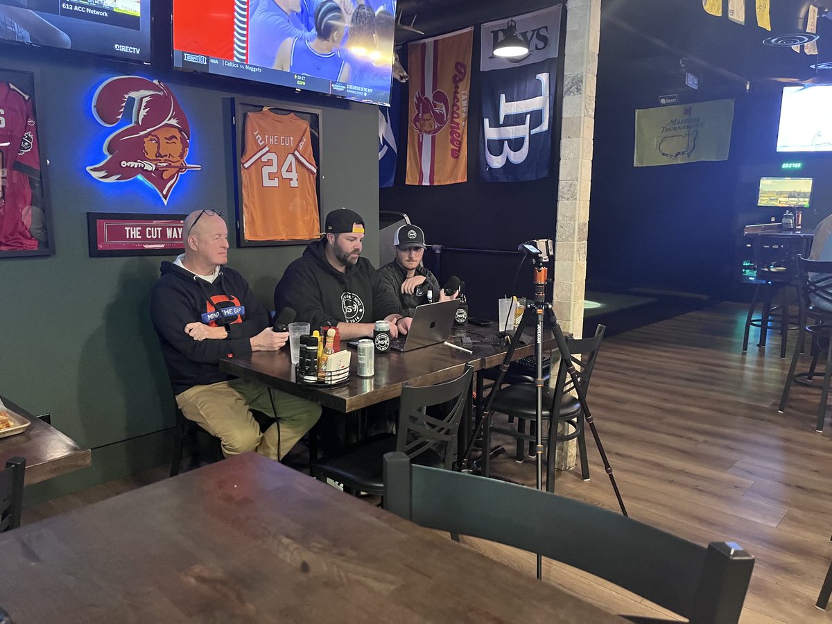 Jason Mackey tweet media