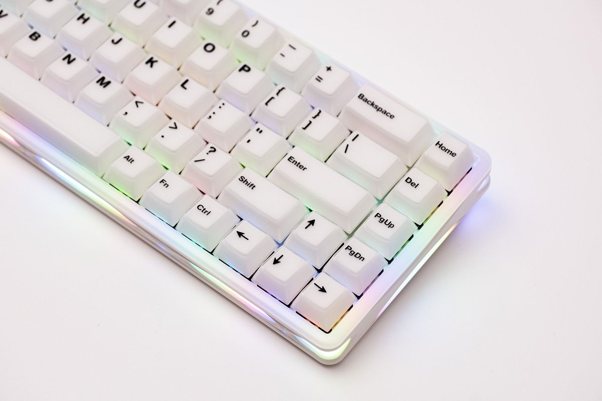 A closer look at the MonsGeek Verve68 HE ✨ A hollow magnetic