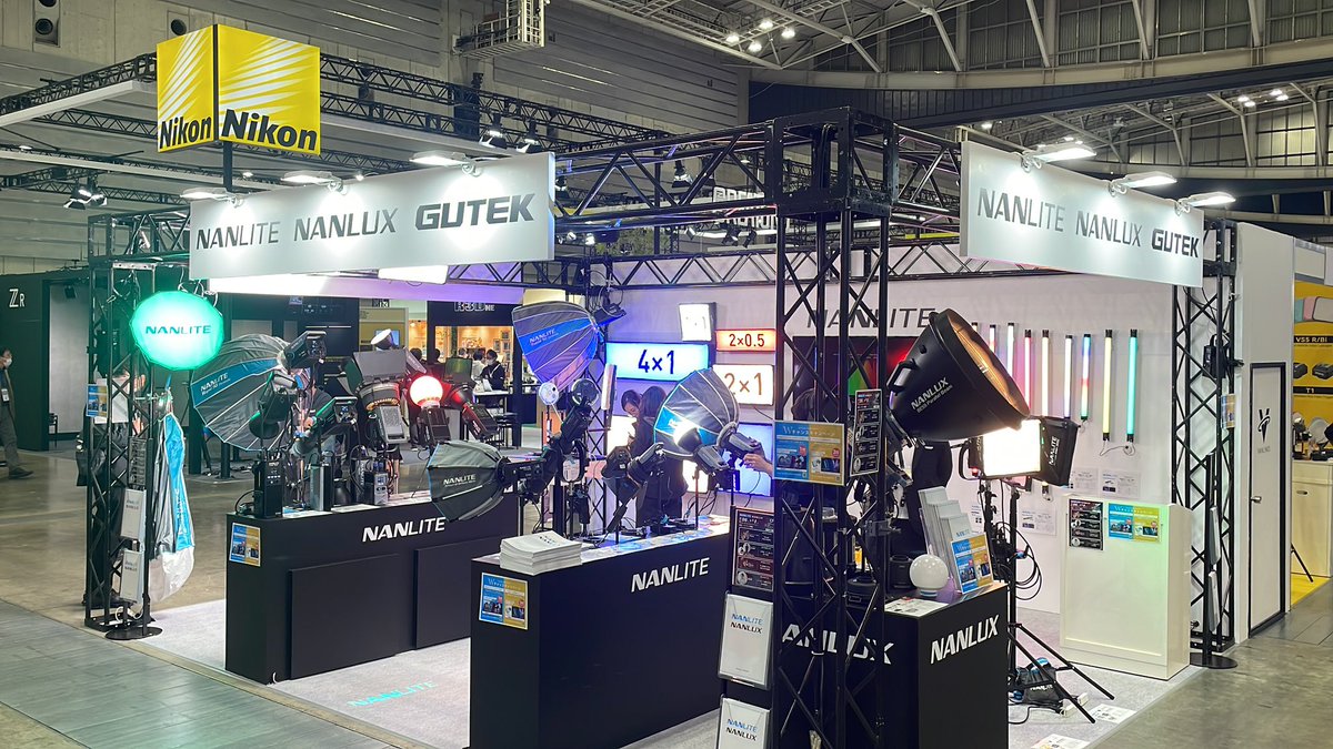 NANLITE_JAPAN's tweet image. CP＋2026始まりました！！！！！

FC-720B/FC-720Cなど新製品揃えて展示しております⭐️

ご来場お待ちしております！

#CPプラス2026 #CPplus2026 #NANLITE #NANLUX #GUTEK