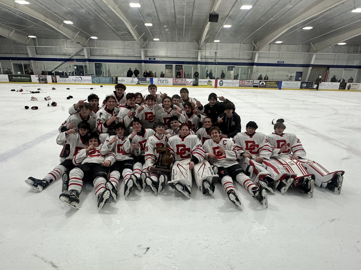 DCHS Athletics tweet media