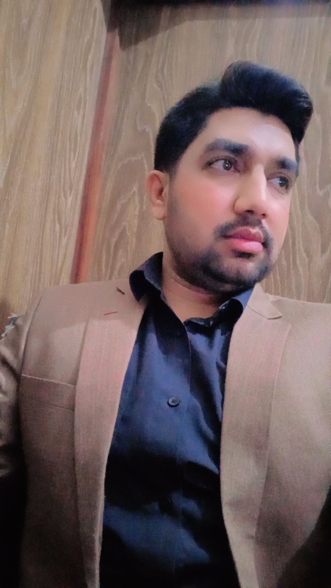 Good Morning 
آپ اچھے خاصے ہوتے ہیں آپ کو اکسایا جاتا ہے پھر جب آپ کا بدترین باہر نکل کر آتا ہے تو آپ کو نامزد کیا جاتا ہے کہ 
  یہ تم ہو ۔۔۔۔۔۔۔
انھیں بتائیں یہ میں نہیں ہوں یہ وہ ہے جو آپ مجھ سے چاہتے تھے ۔