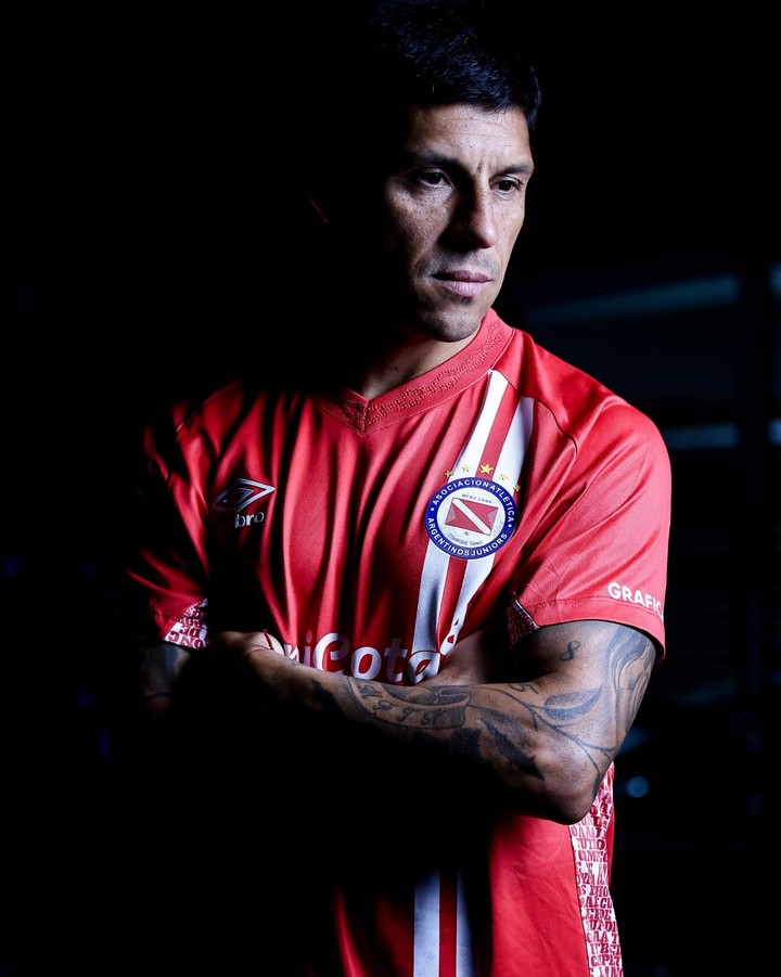 🚑 ¡PARTE MÉDICO! 🐞
🇦🇷 #AAAJ | Enzo Pérez sufrió un esguince grado 2 en el tobillo derecho.

Vía <a href="/ArrigoNehuen/">Nehuen Arrigo🎙⚽️</a>