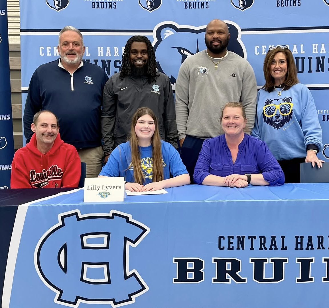 Lilly Lyvers tweet media